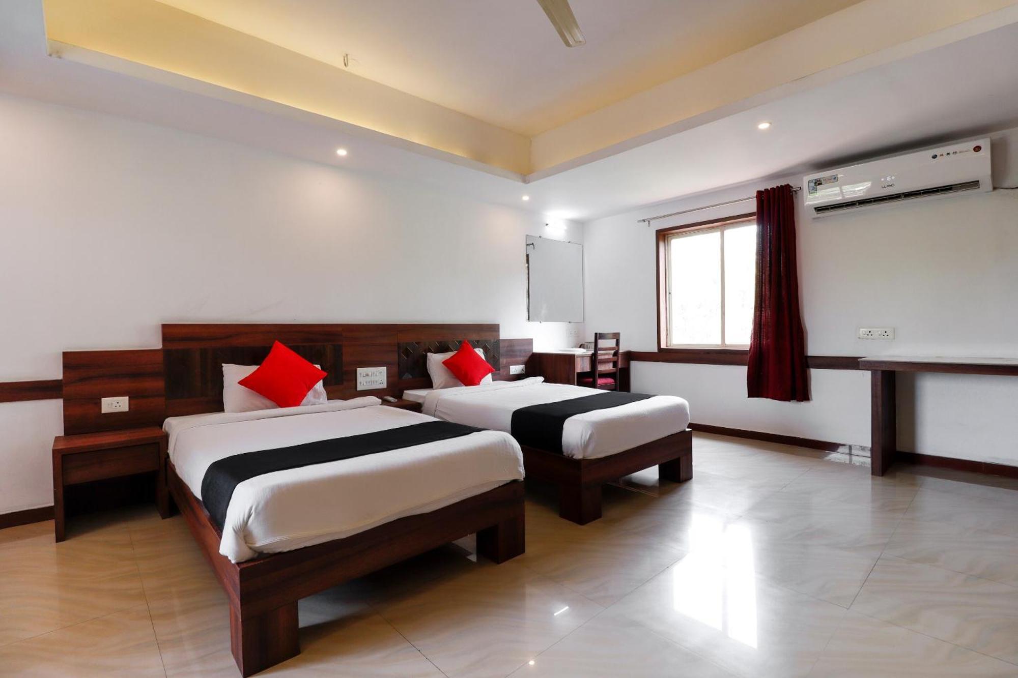 Hotel Capital O Sai Arya Residency Mangaluru Zewnętrze zdjęcie